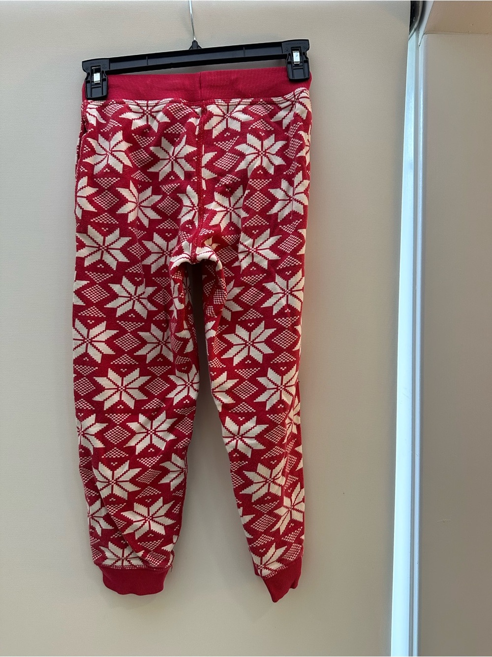 Hanna Andersson Red and Cream Snowflake Knit Joggers